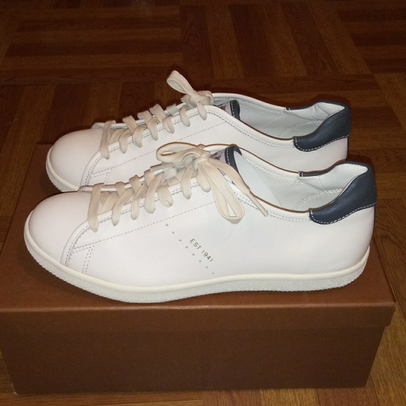 Coach Aurora Leather Sneaker - Picture 2 of 6